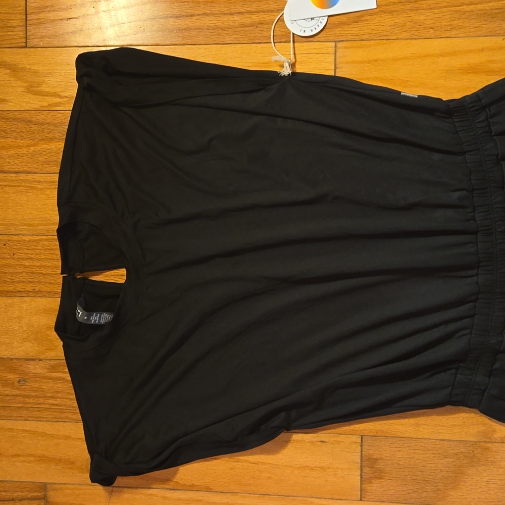 NWT Brand New Women's Vuori Black S/S 'Lux Crew Jumpsuit" Various Sizes - Picture 2 of 12